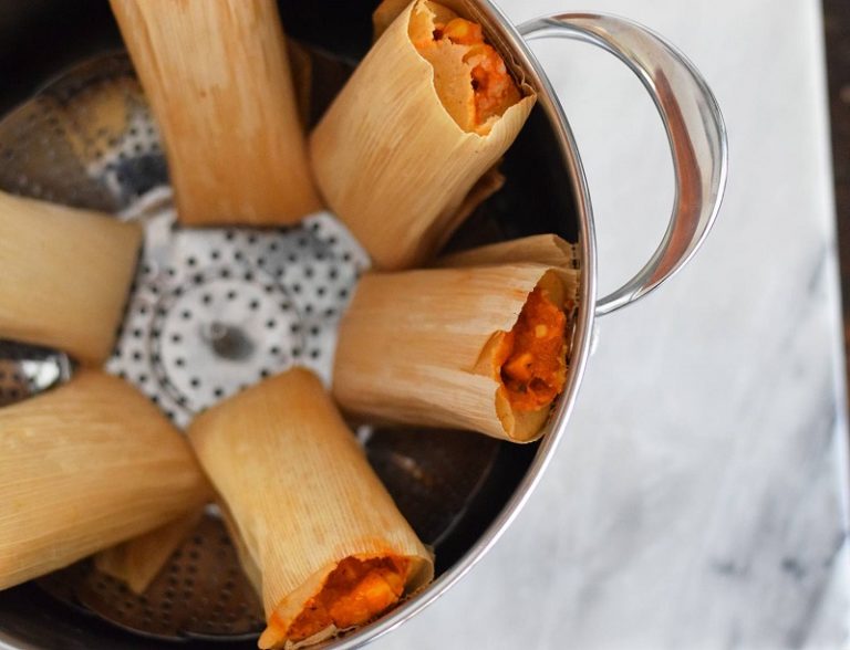 How to steam tamales