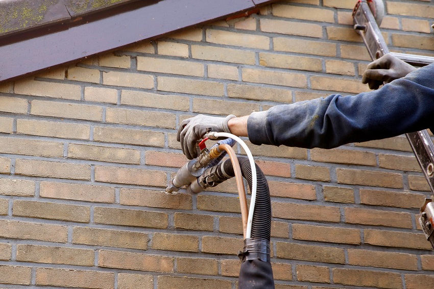 The Benefits of Cavity Wall Insulation: Professional Installation