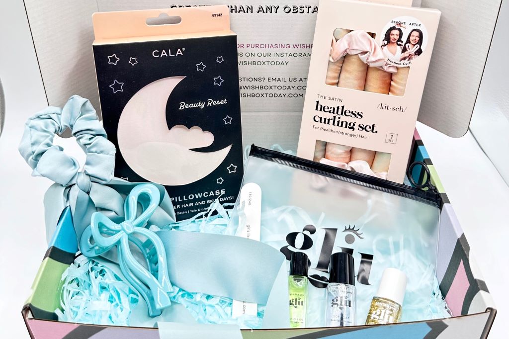 Girls accessory subscription service helpful guide amazon